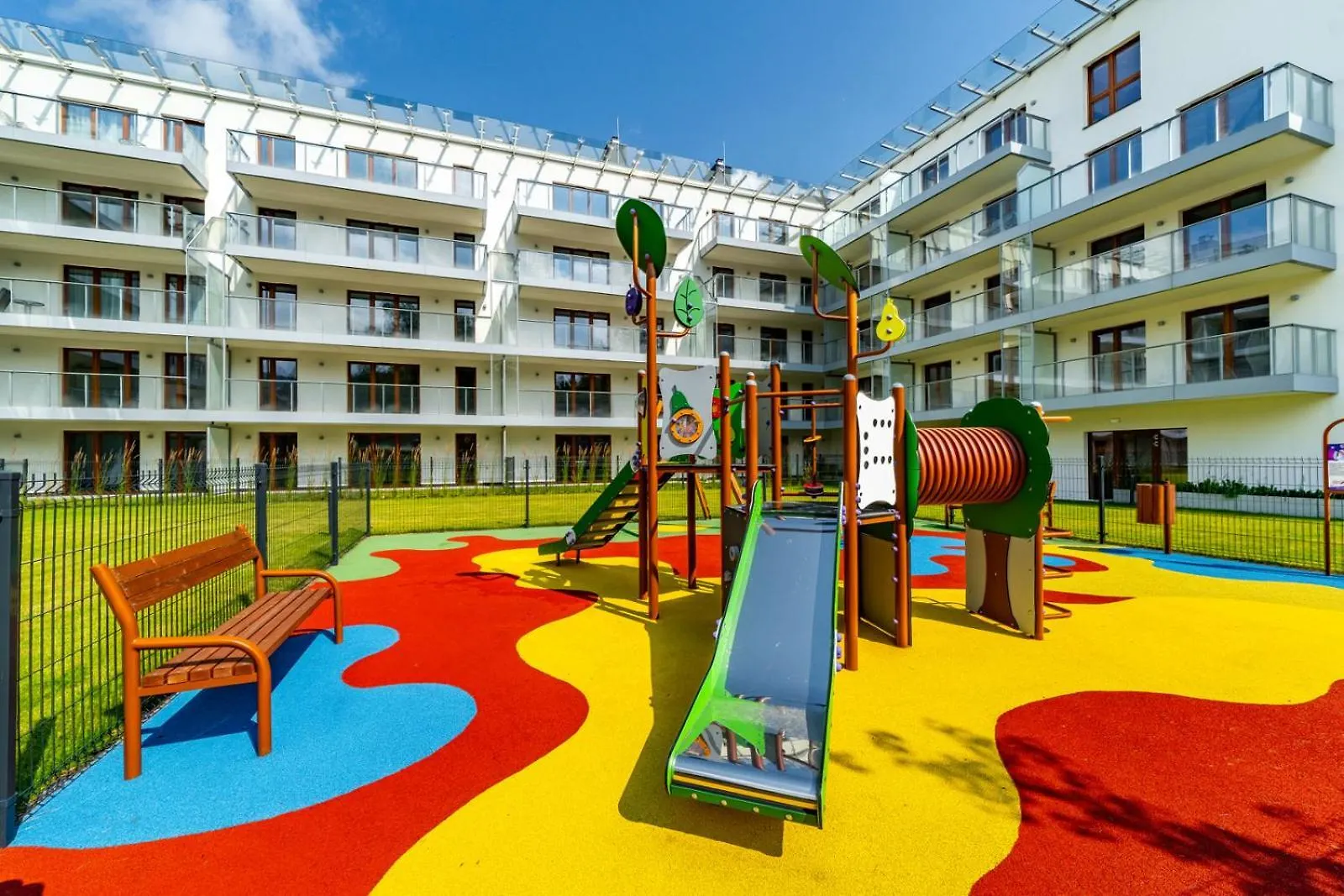 Apartament Zakopianski Z Ogrodkiem - Jacuzzi & Sauna & Silownia & Plac Zabaw Zakopane 0*,  Poland